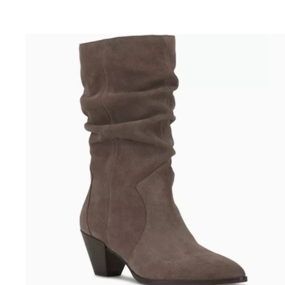 NEW!!  Vince Camuto Sensenny Boots